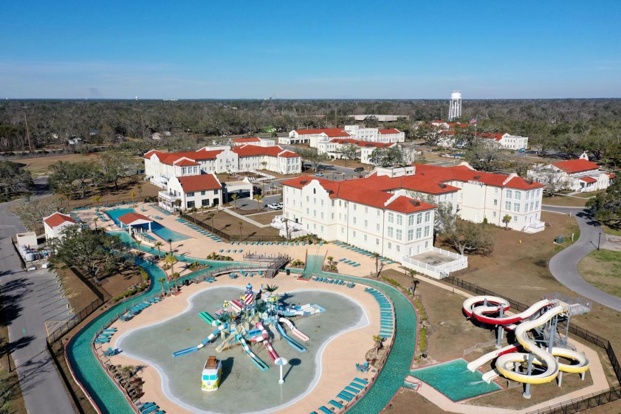 Oasis Resort Gulfport Exterior photo